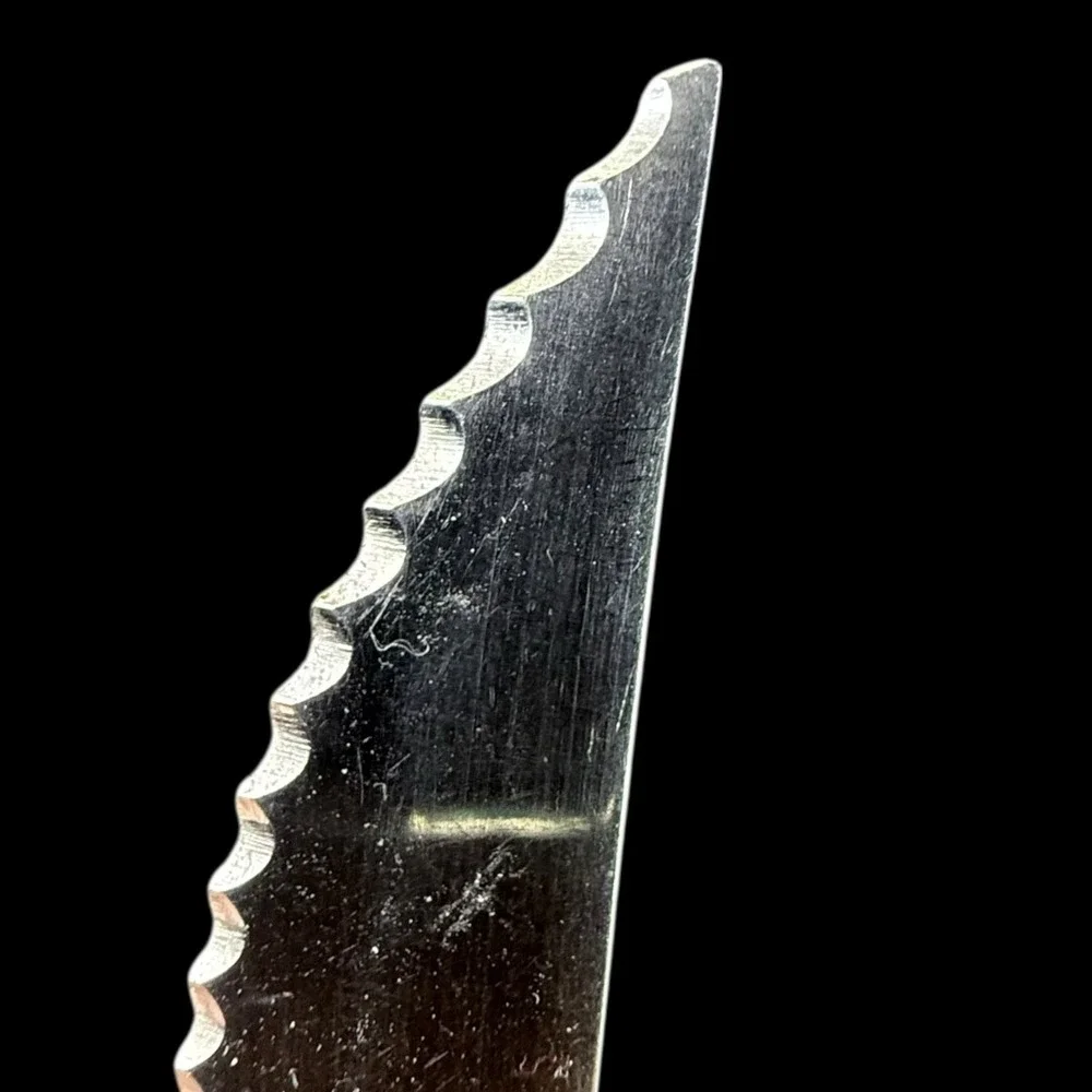 Ekco Vanadium Knife Stainless Serrated Made in the USA Vintage 13